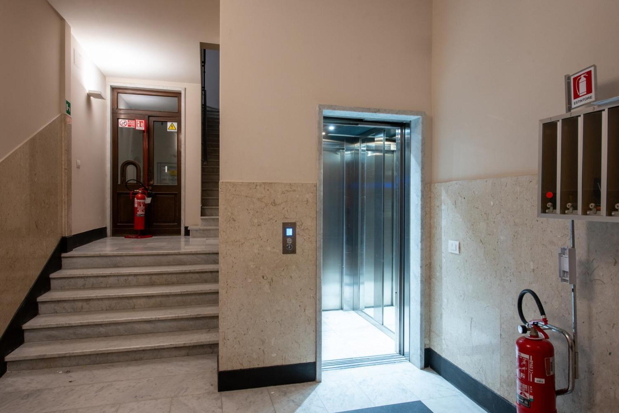 U Genova Apartment ภายนอก รูปภาพ